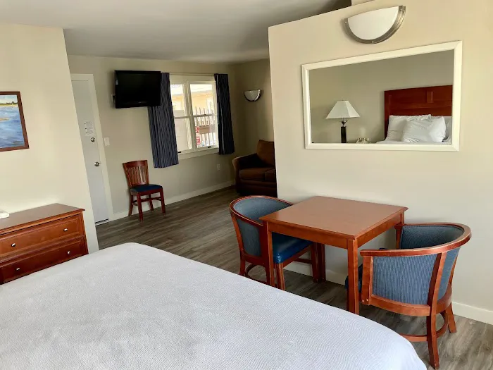 Atlantic Oceanfront Hotel 4