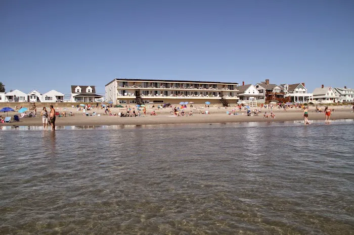 Atlantic Oceanfront Hotel 4