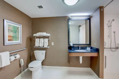 Fairfield Inn Amesbury 4