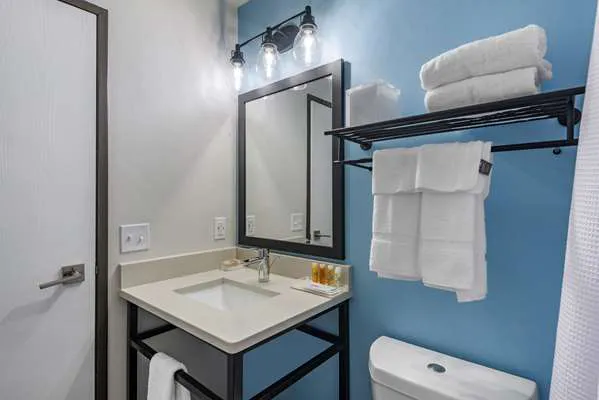 The Freeport Hotel, Ascend Hotel Collection 4