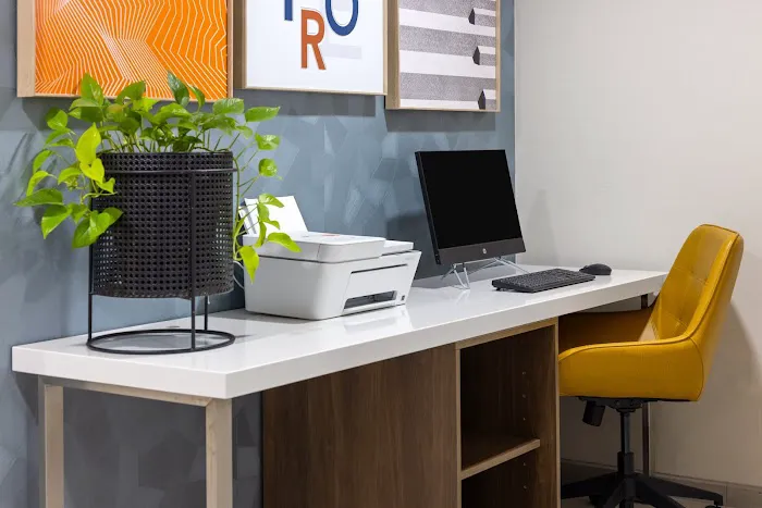 Holiday Inn Express & Suites Freeport - Brunswick Area by IHG 4
