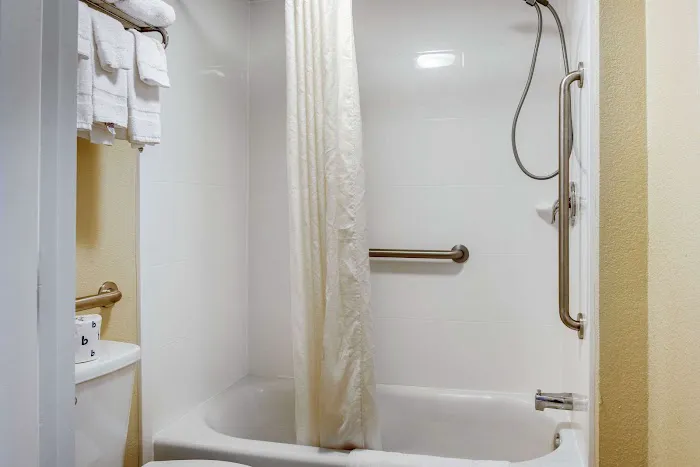 Econo Lodge Freeport - Brunswick Area 4
