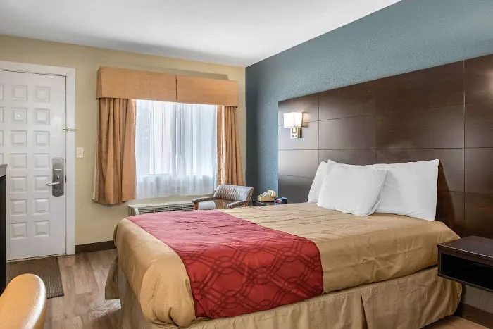 Econo Lodge Freeport - Brunswick Area 4