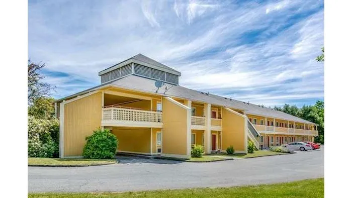Econo Lodge Freeport - Brunswick Area 4