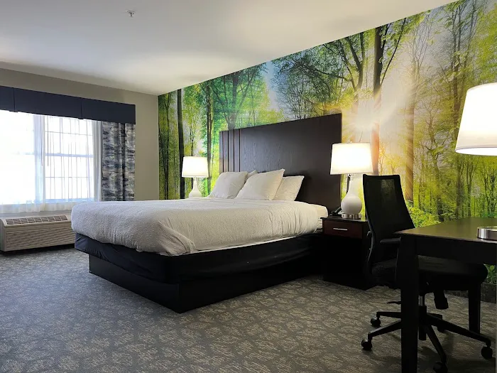 Casco Bay Inn 4