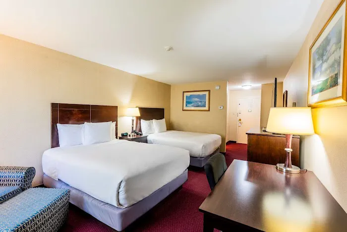 Fireside Inn & Suites Portland 5