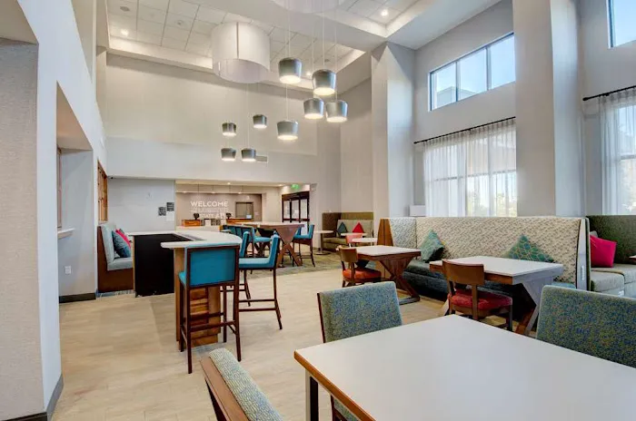 Hampton Inn & Suites Portland West 5