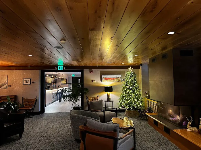 Maine Evergreen Hotel, Ascend Hotel Collection 4