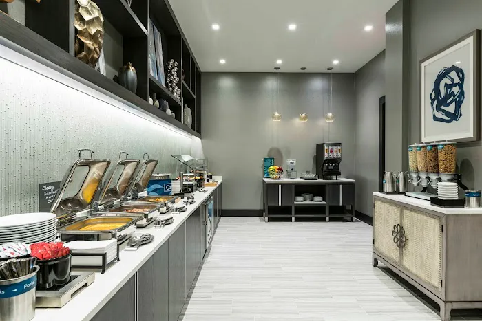 Homewood Suites by Hilton Boston Logan Airport Chelsea 4