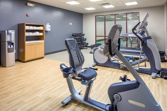 DoubleTree by Hilton Boston Logan Airport Chelsea 4
