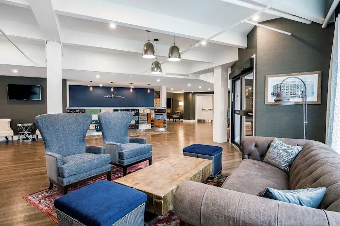 enVision Hotel Boston-Everett 4
