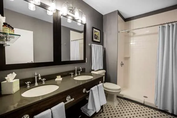enVision Hotel Boston-Everett 4