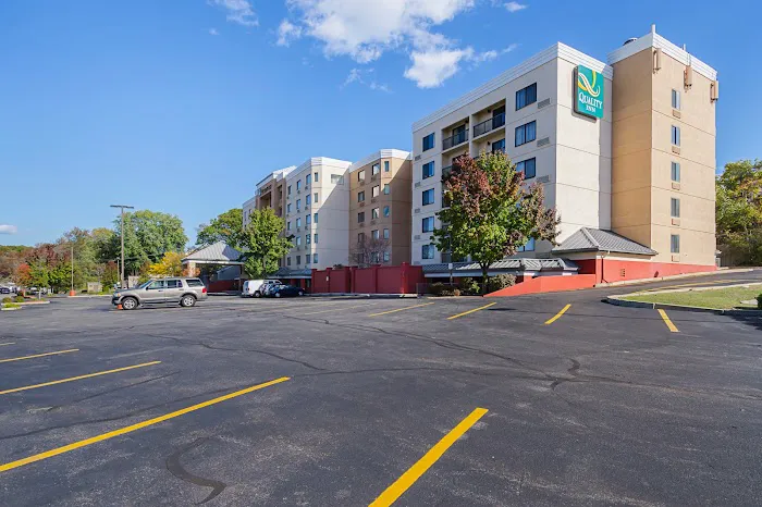 Quality Inn Boston-Revere 4