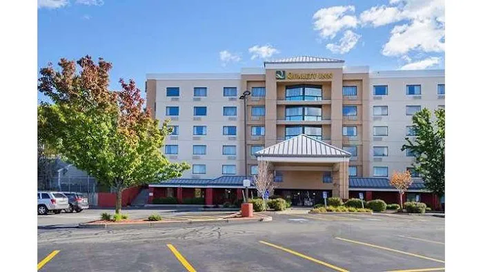 Quality Inn Boston-Revere 4