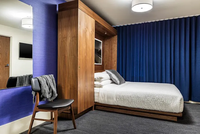 FOUND Hotel Boston 5