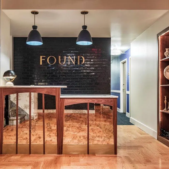 FOUND Hotel Boston 5