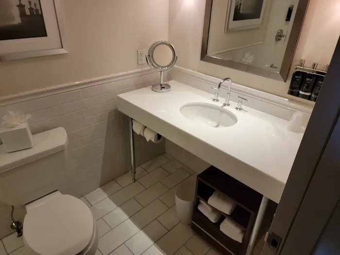 Revere Hotel Boston Common 5