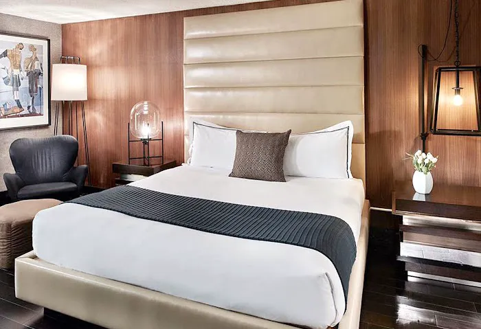 Revere Hotel Boston Common 5