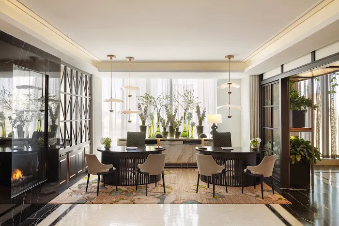 Raffles Boston 5