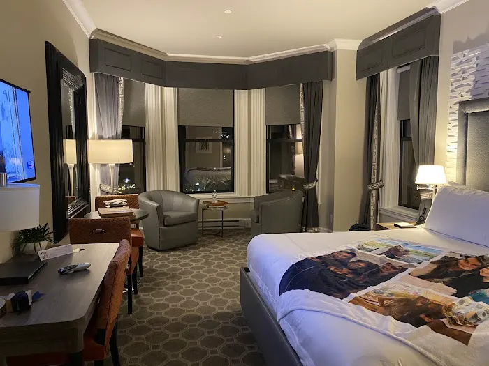 No. 284 Back Bay Hotel, Sonder 5