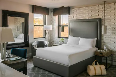 No. 284 Back Bay Hotel, Sonder 5