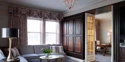 The Lenox Hotel