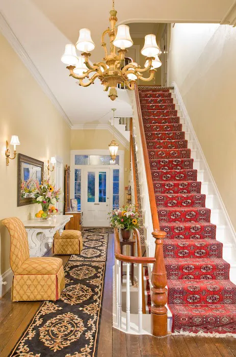The Captain's Manor Inn 5
