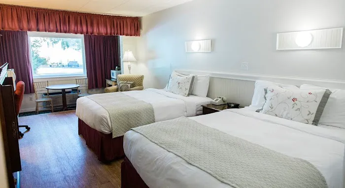 ShoreWay Acres Inn & Cape Cod Lodging 5