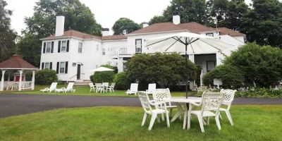 ShoreWay Acres Inn & Cape Cod Lodging