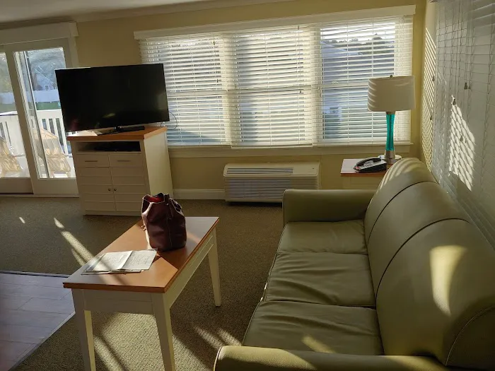 Innseason Resorts Harborwalk 5