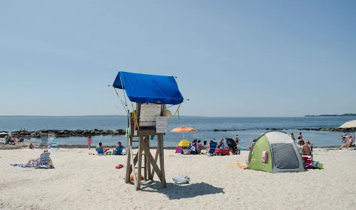 Beach Breeze Inn 5