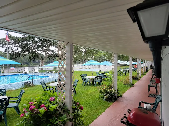 Green Harbor Waterfront Lodging 5