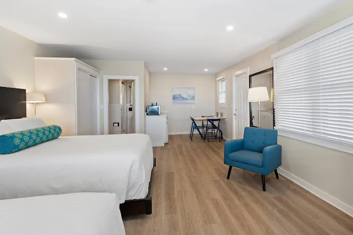 The Heights Hotel 5