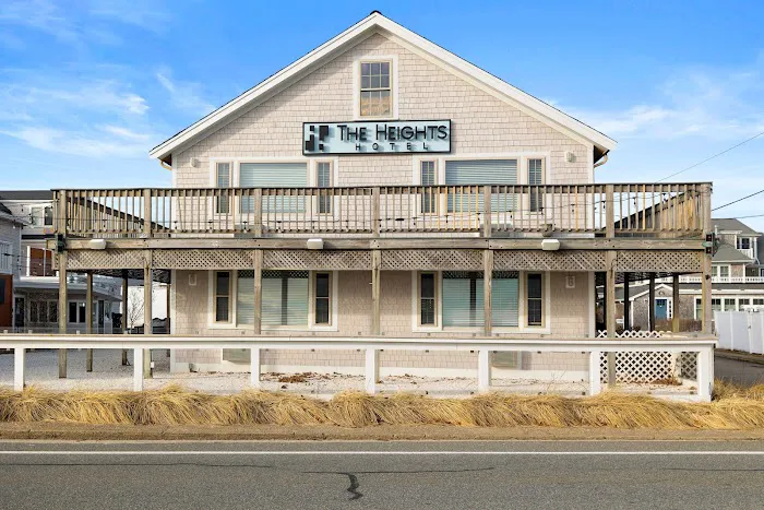 The Heights Hotel 5