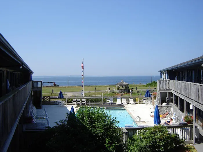 Mariner's Point Resort 5