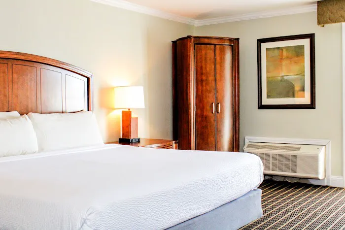 Cape Cod Irish Village at The Emerald Resort & Conference Center 5