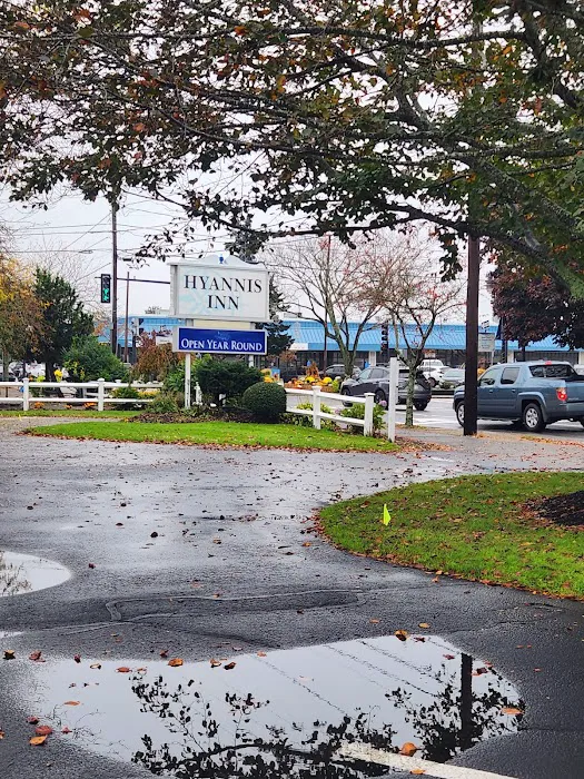 Hyannis Inn 5