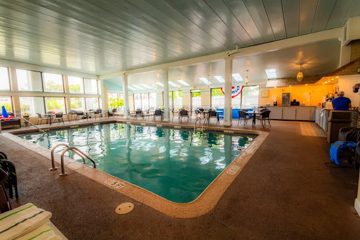 Hyannis Travel Inn 5