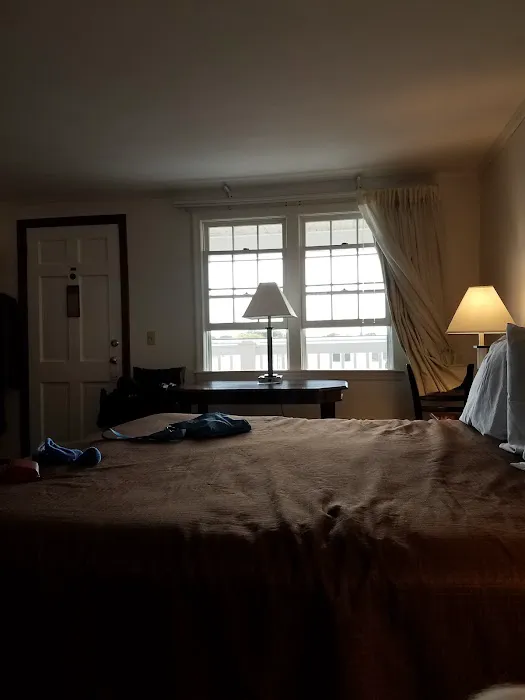 Cape Cod Harbor House Inn 5