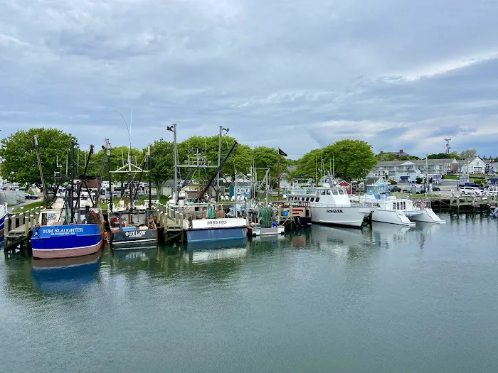 Cape Cod Harbor House Inn 5