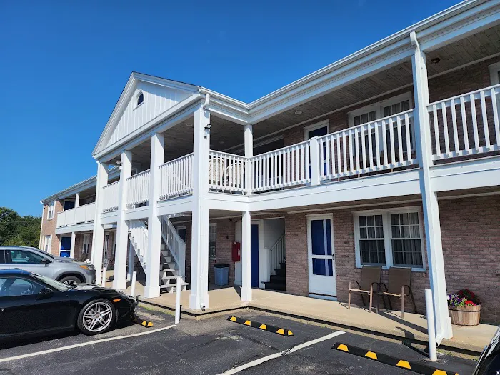 Cape Cod Harbor House Inn 5