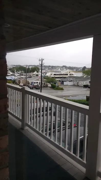 Cape Cod Harbor House Inn 5