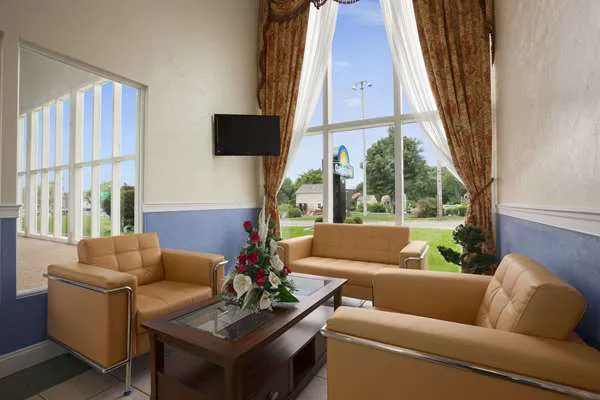 Days Inn by Wyndham West Yarmouth/Hyannis Cape Cod Area 5