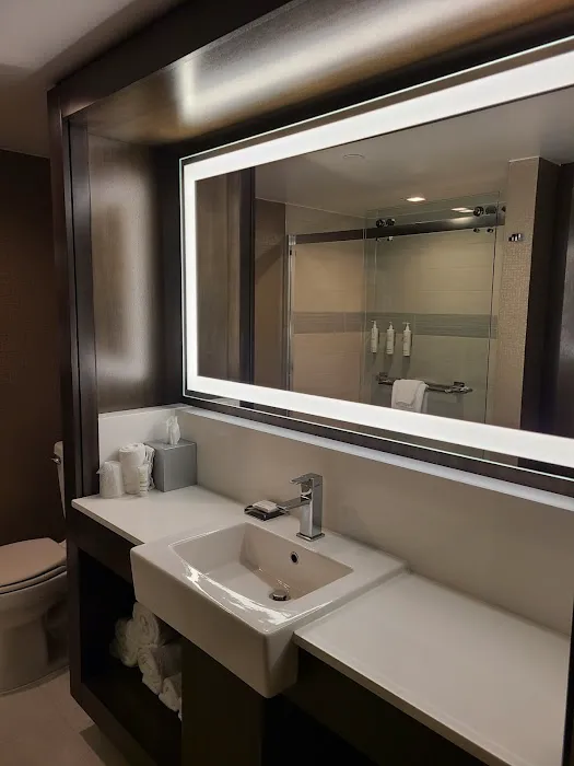 Boston Marriott Cambridge 5