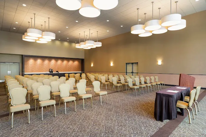 Holiday Inn Boston Bunker Hill Area, an IHG Hotel 5