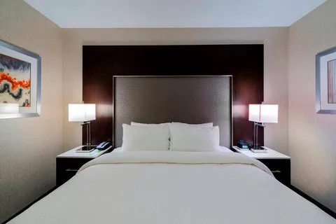 Fairfield Inn & Suites Boston Cambridge 5