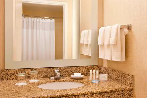 SpringHill Suites Boston Peabody 4