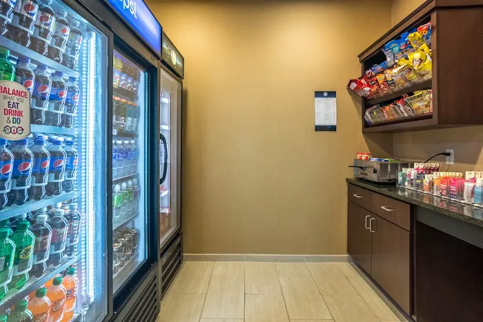 Cobblestone Hotel & Suites - Harborcreek 4