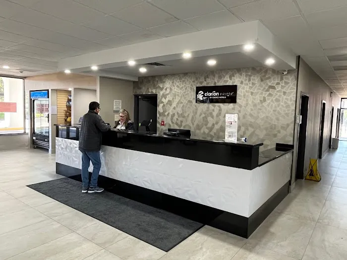 Clarion Pointe Near Erie Casino 4