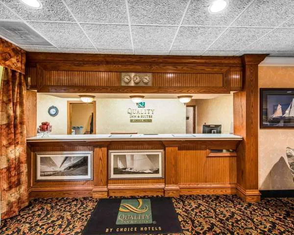 Quality Inn & Suites Conference Center Across from Casino 4